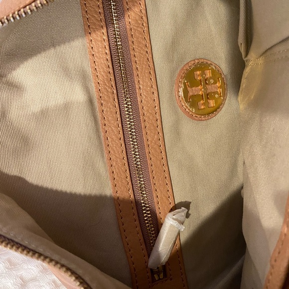 Tory Burch tote/shoulder bag - NWOT - Picture 5 of 7
